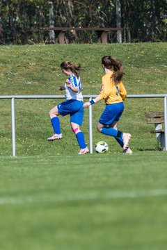 Bild 63 - B-Juniorinnen Bramstedter TS - SSV Hennstedt : Ergebnis: 3:7